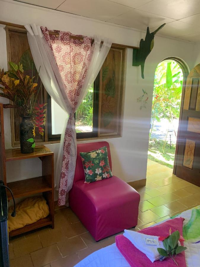 Cabinas Tito Cahuita Extérieur photo